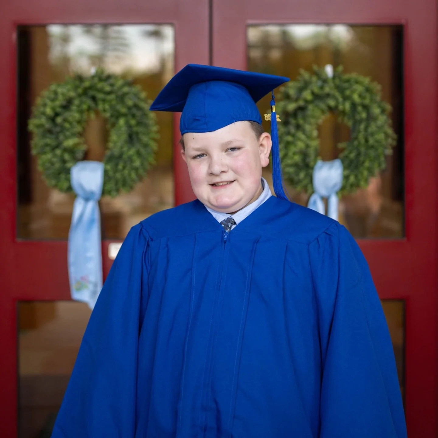 Jaxon 🤍🎓

He had us cracking up the entire session &mdash; seriously, his sense of humor is decades ahead 🤣🤣

Now that he&rsquo;s off to middle school and can no longer ruin my plans, I&rsquo;m on a mission to convince his mom to get a matching t