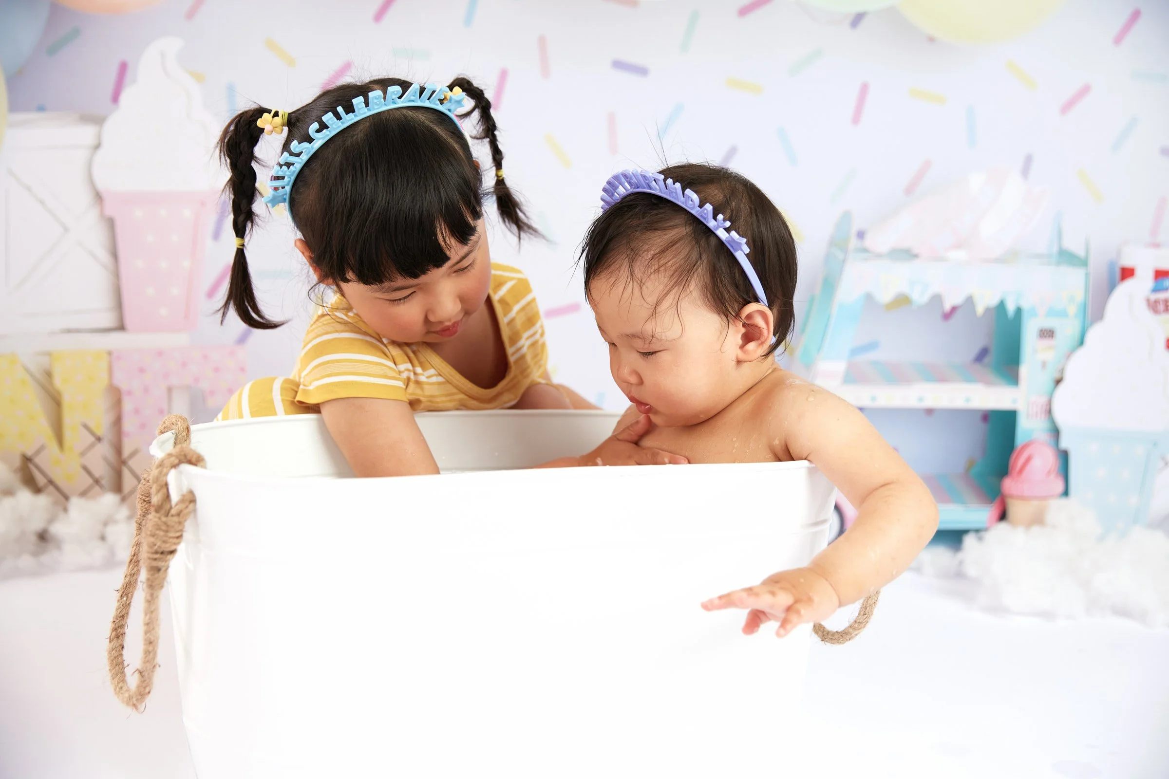 cake smash session with ice cream truck theme in Sydney studio_Eveline_9.jpg
