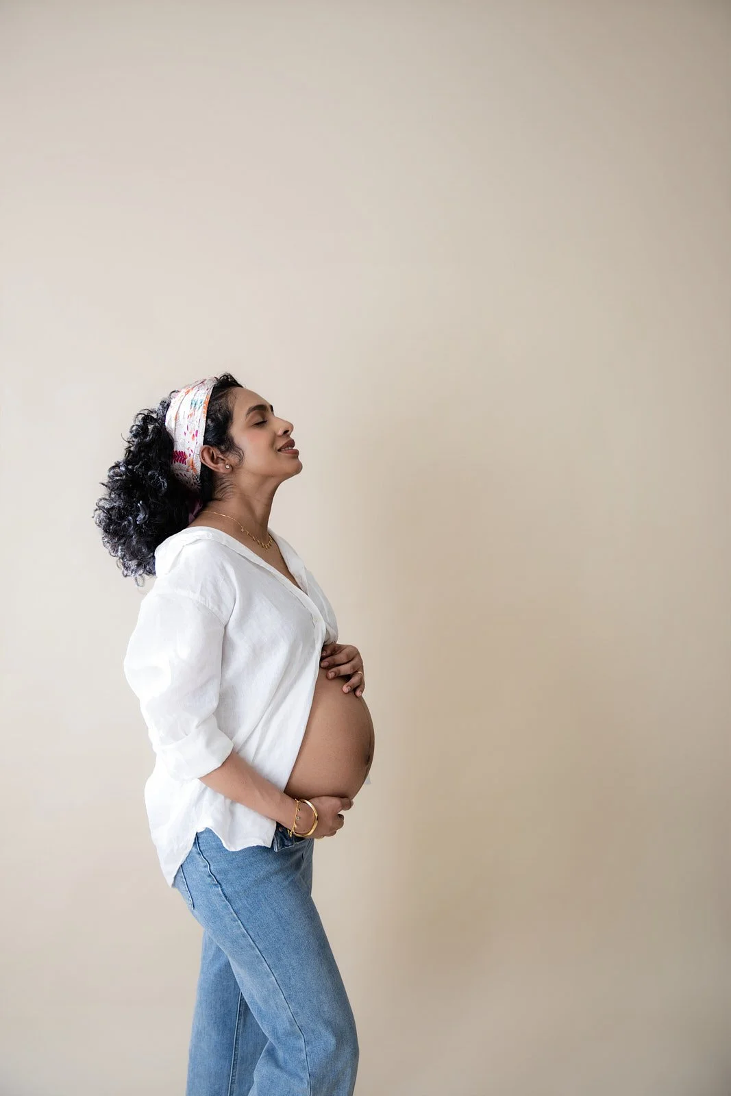 maternity session is studio Rouse Hill_Sydney_1C3A5079.jpg
