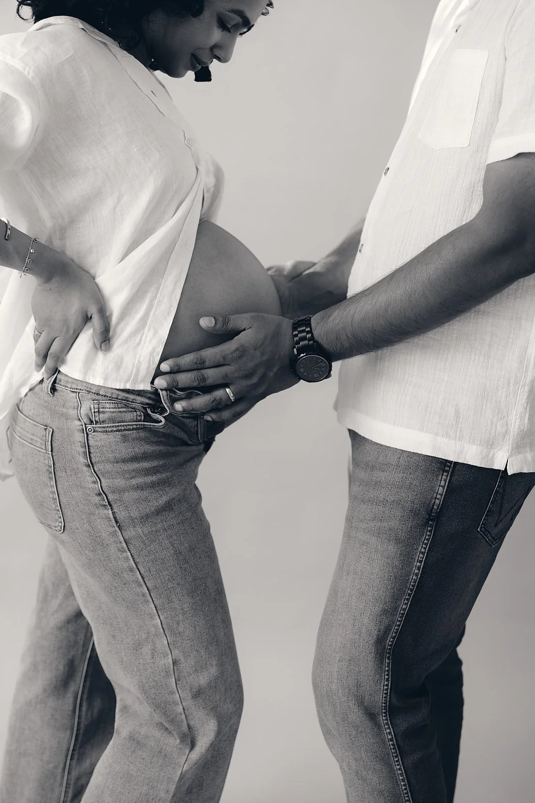 maternity session is studio Rouse Hill_Sydney_1C3A5167.jpg