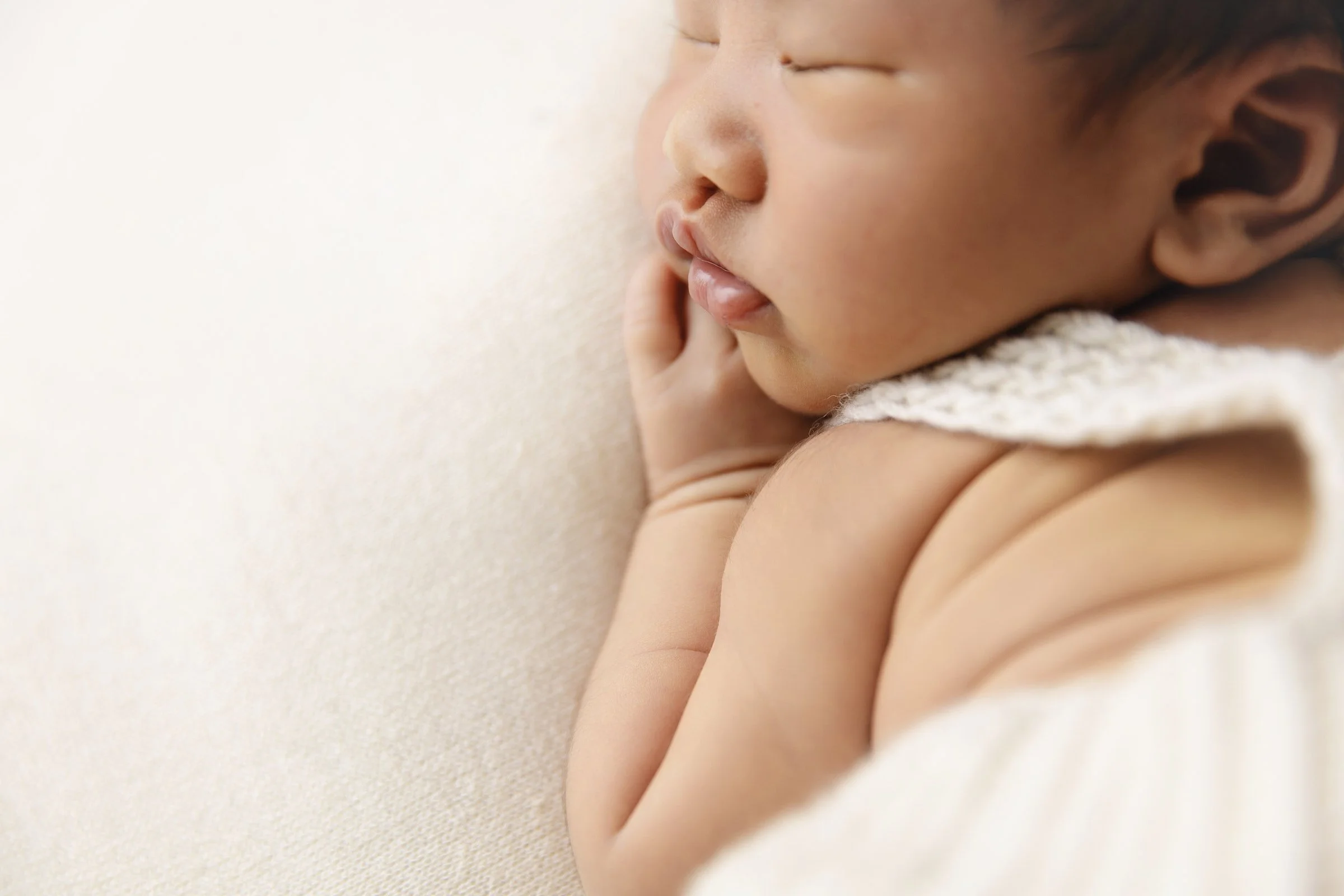 web copy_newborn baby boy session_1C3A4441.jpg