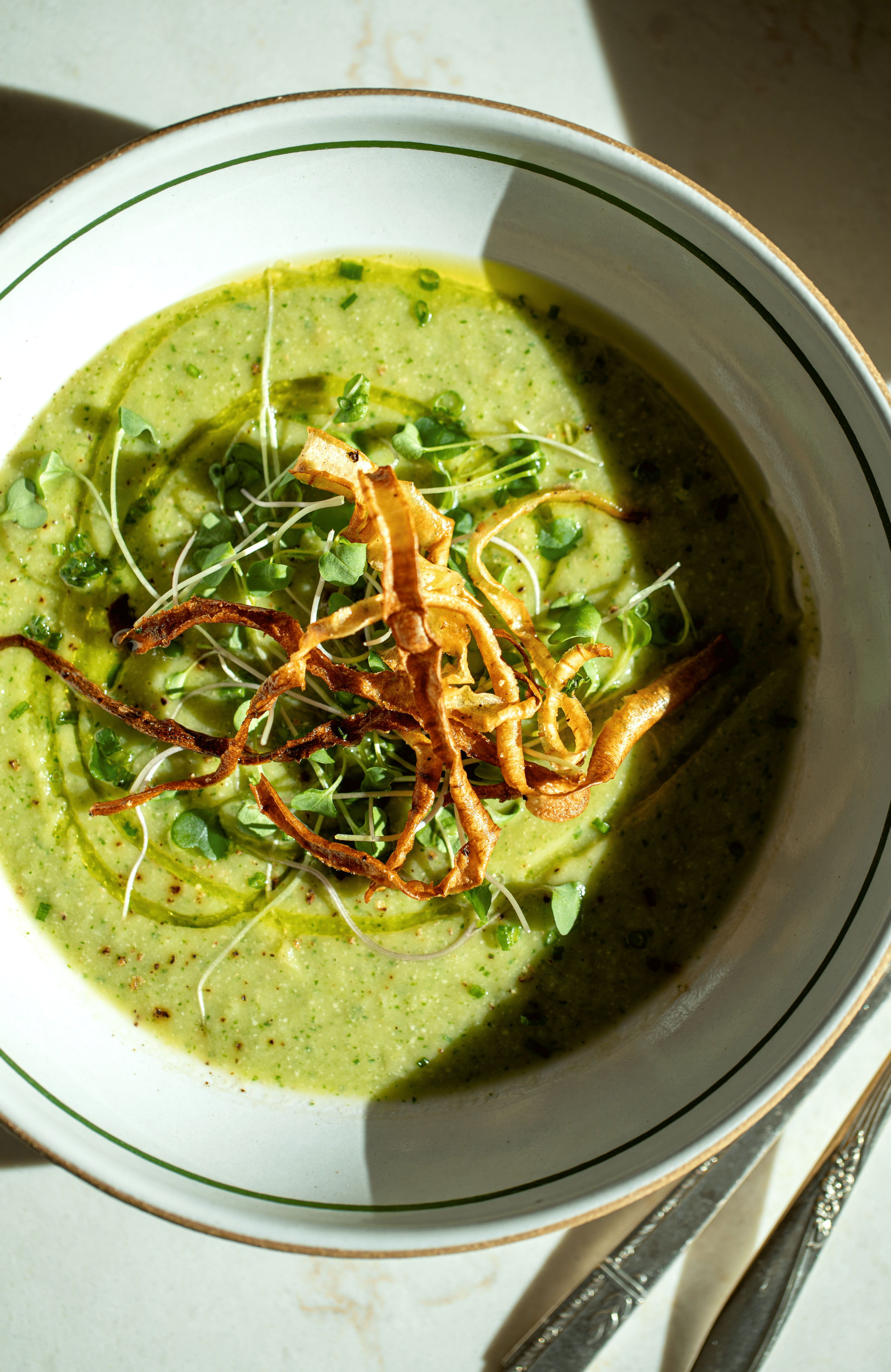 Creamy Spring Parsnip, Apple &amp; Ginger Soup 