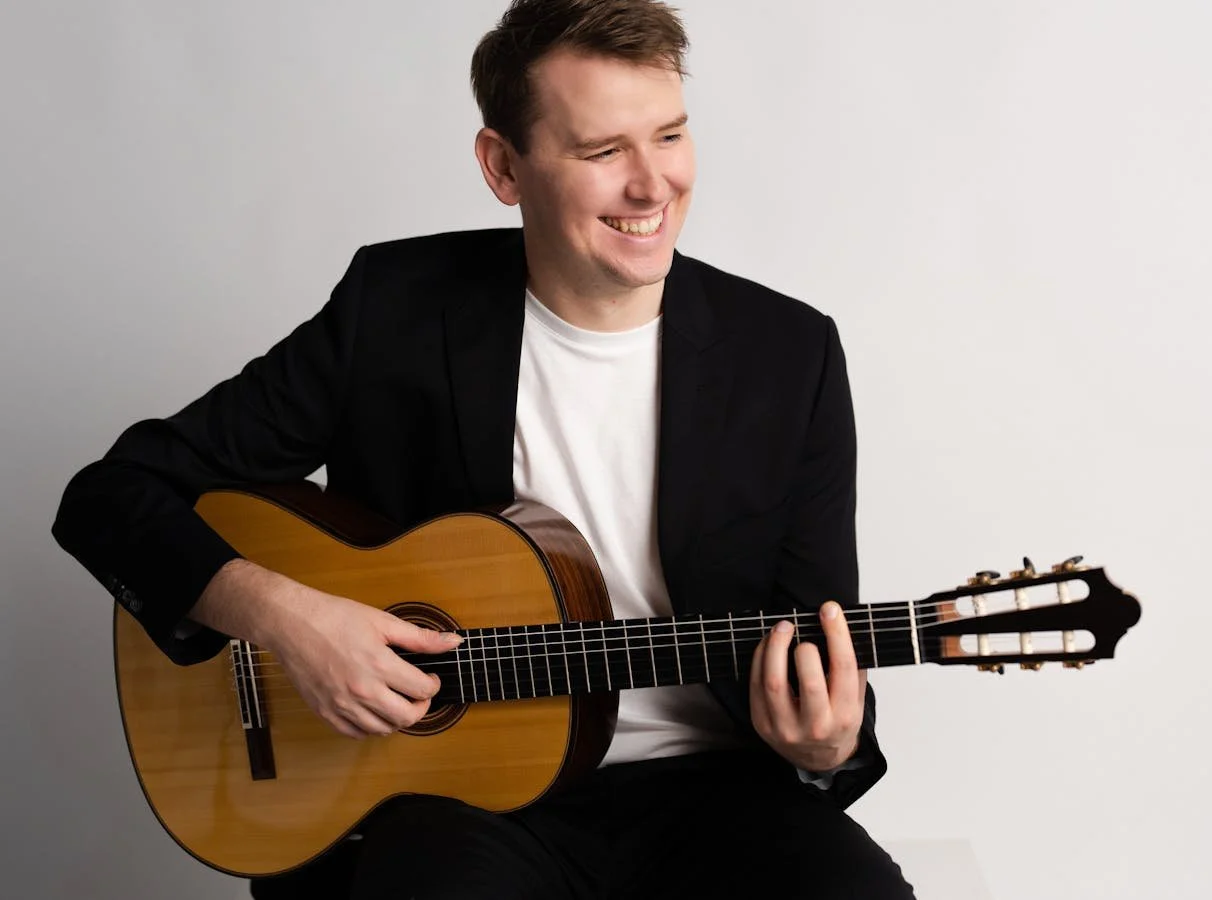 J. Dowland - Lachrimae Pavan & others, A. Barrios, & more