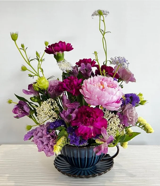 Mum's Grace in Bloom Signature Edition - Teacup (Fresh Flowers)