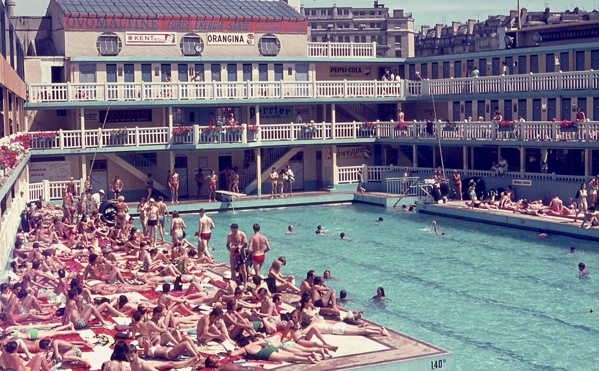 11 Unseen Vintage Photographs of Paris