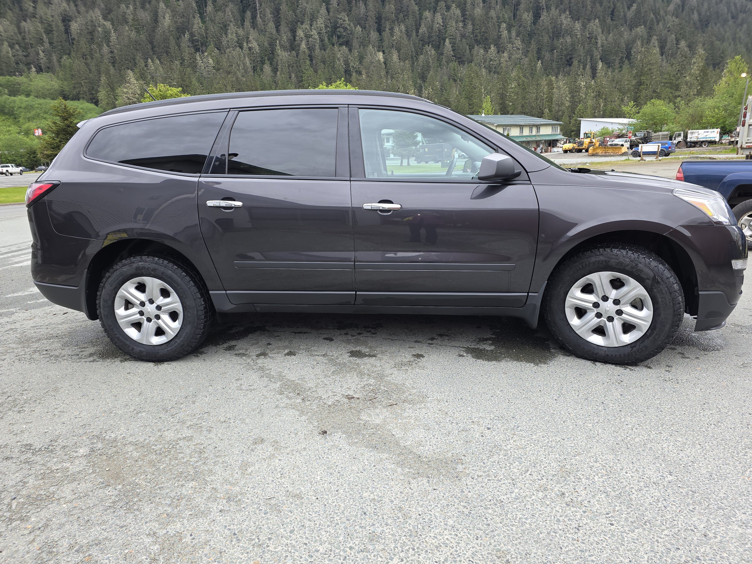 Chevrolet Traverse - Seats 8 max