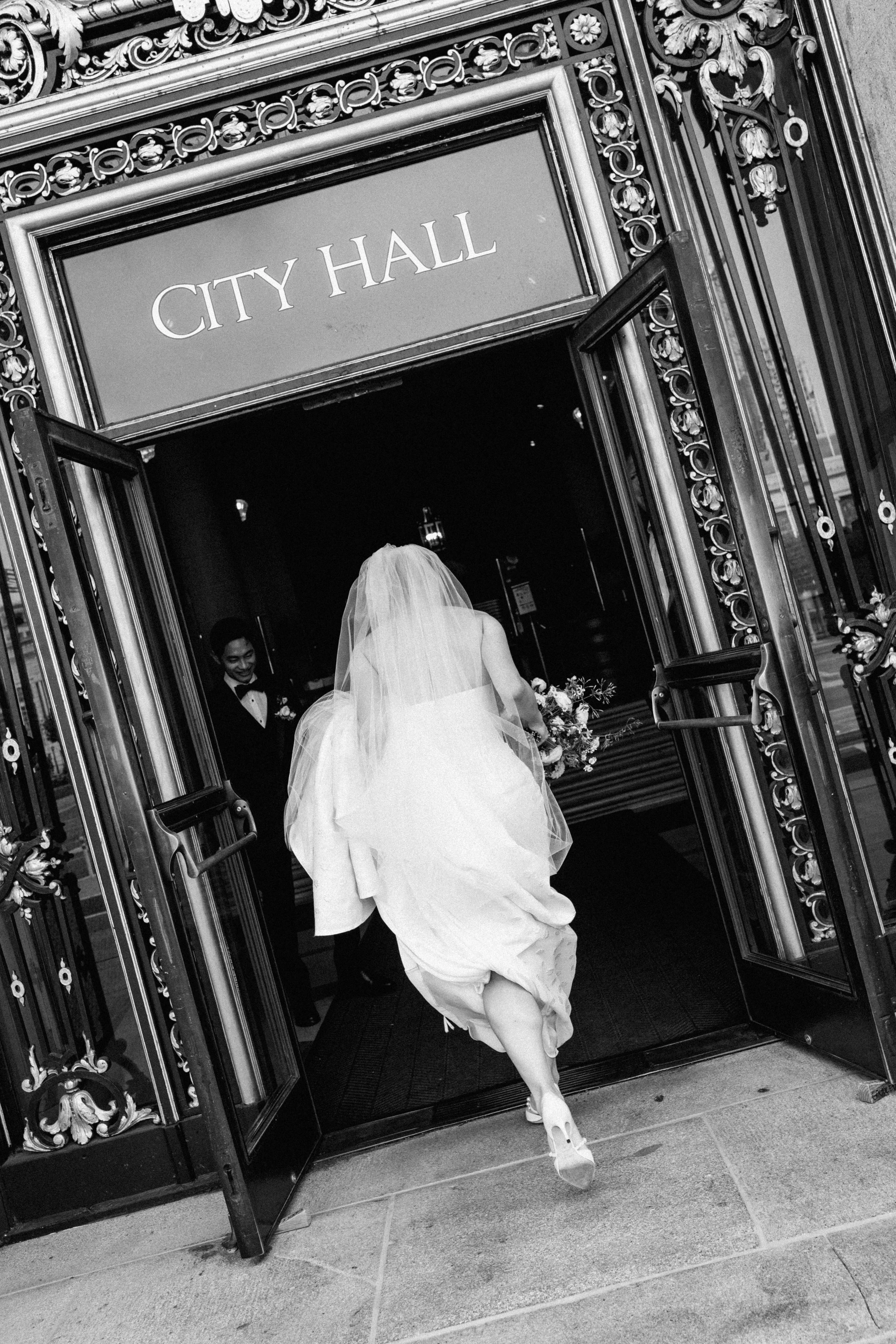 San-Francisco-City-Hall-Wedding-H+R-Diana-Lake-Photography-463.jpg