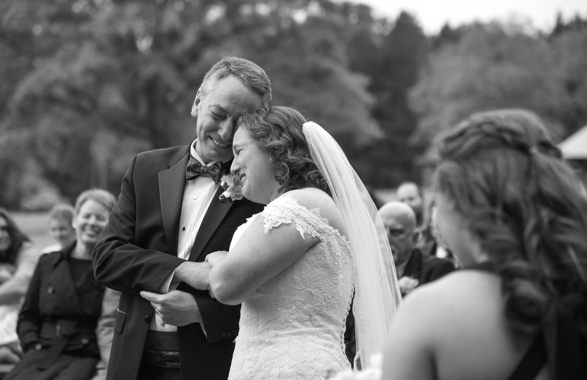 There are moments in life that remind you just how quickly time slips through your fingers.

This was one of them.

A father walking his daughter down the aisle.

Holding onto her arm for just a few more steps.

Smiling through the tears, knowing tha