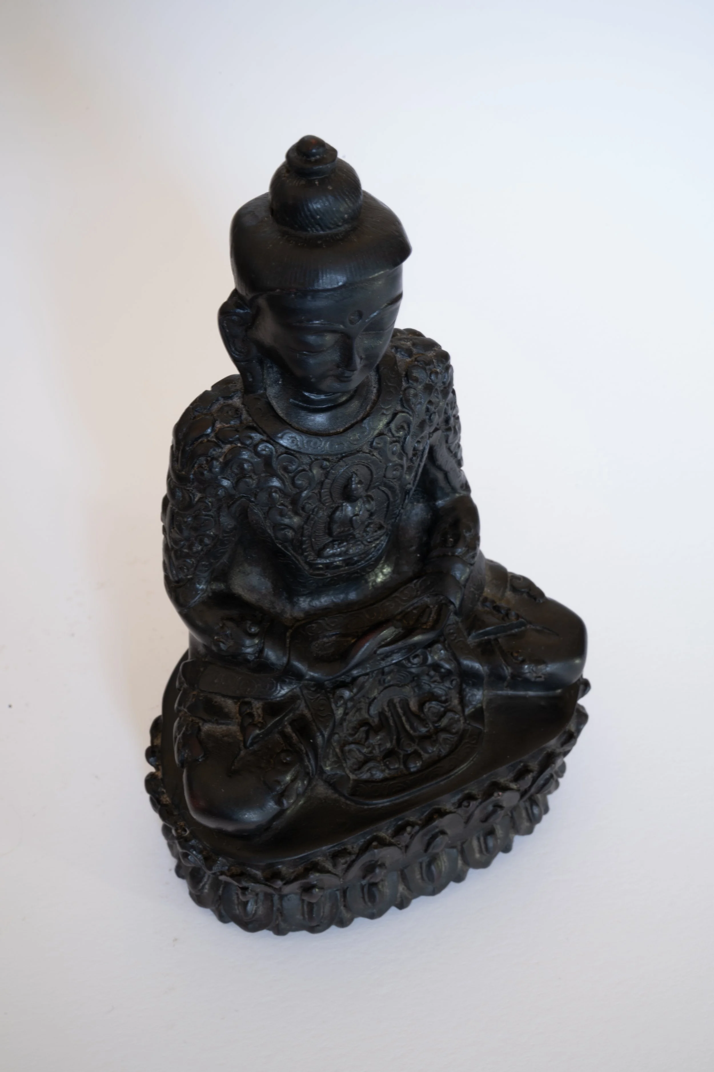 DT Buddha large DoF.jpg