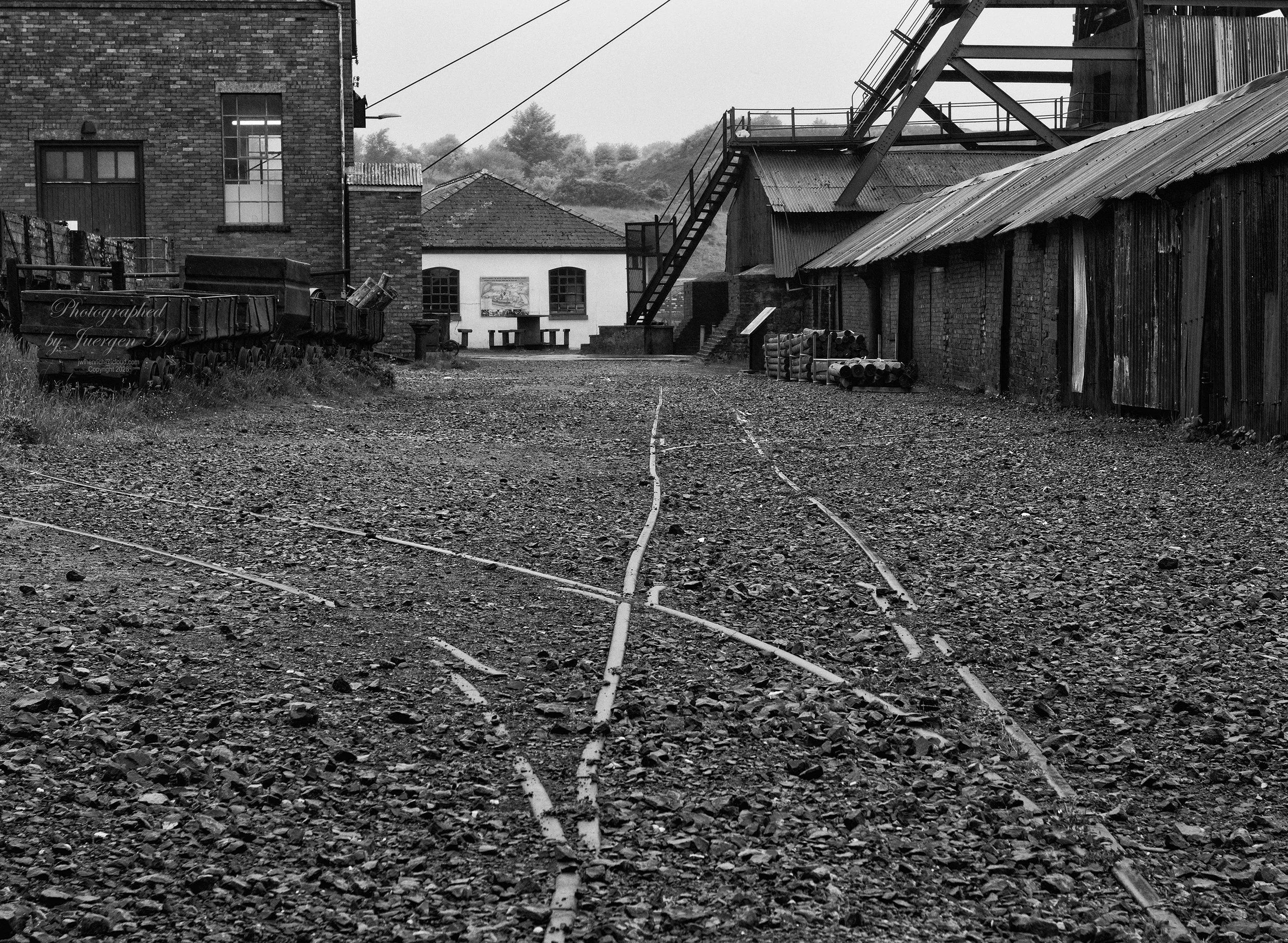 509A3476_2_BW___JWFH_01062026_ Big Pit_.JPG