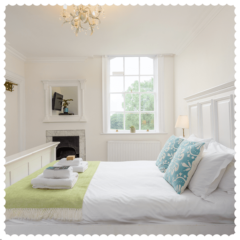 the retreat new forest bedrooms 4.png