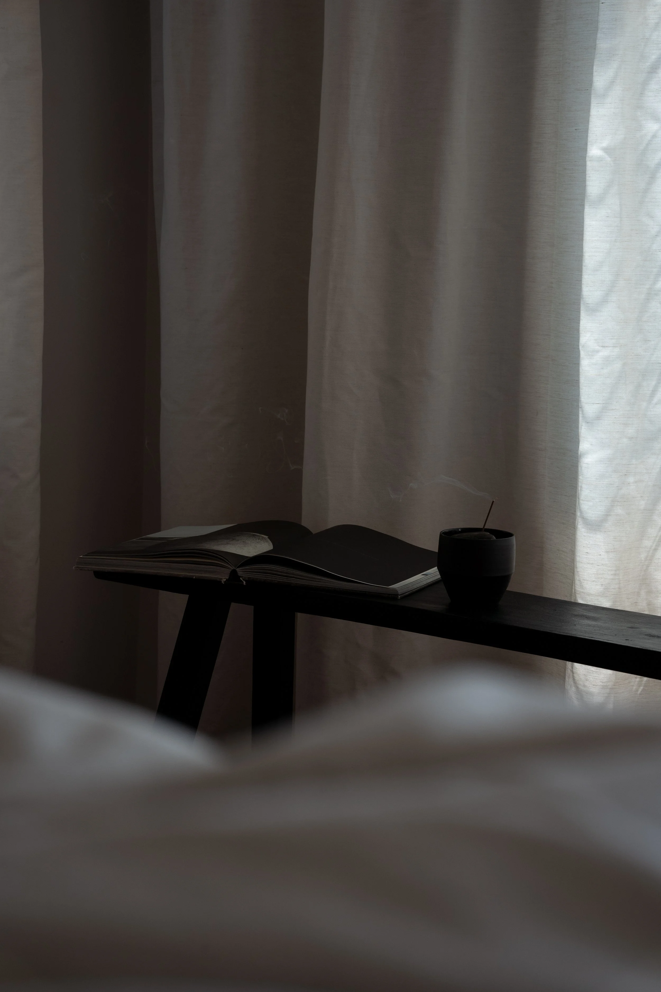 Super king bedroom with ensuite at Boketto, a coastal accommodation in Brooms Head NSW, featuring natural light, soft textures and a calm, design-led interior.