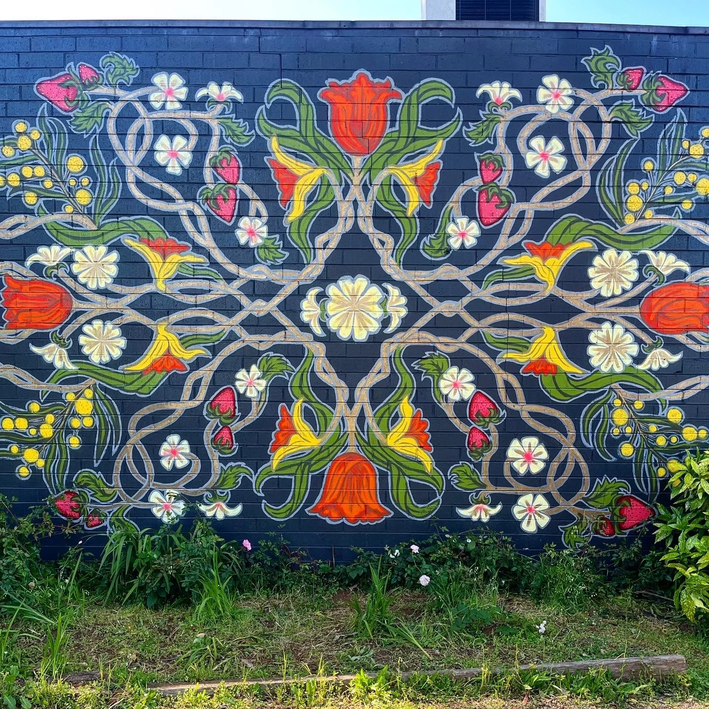 Monbulk floral mural, 2023