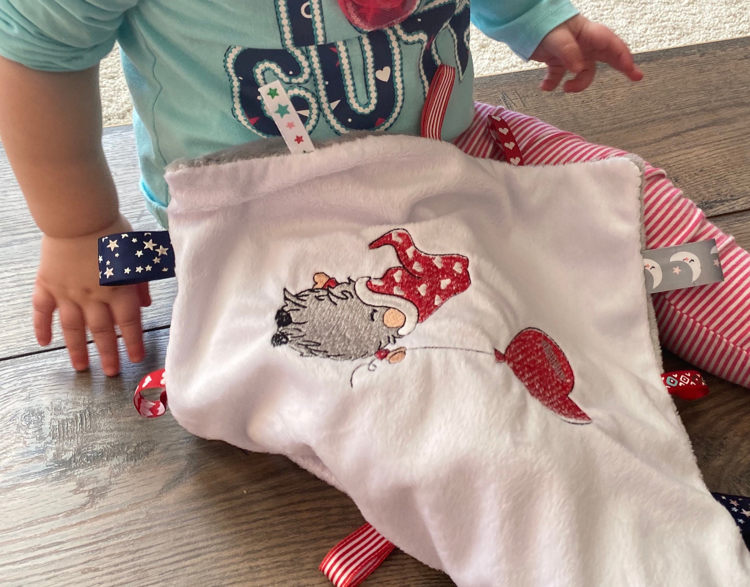 https://i.etsystatic.com/22775369/r/il/d4bb56/3613465864/il_fullxfull.3613465864_8amt.jpg