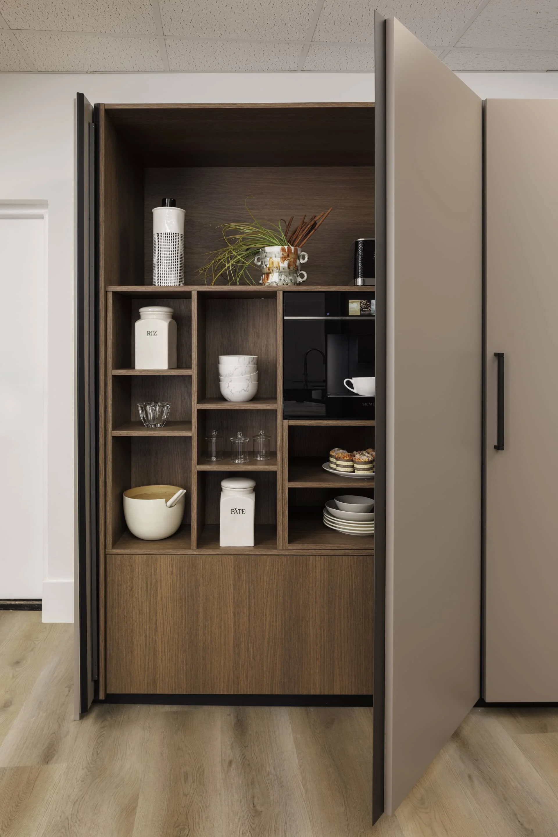 showroom_MClayton_2506-6-PUC-SHO_004.jpg