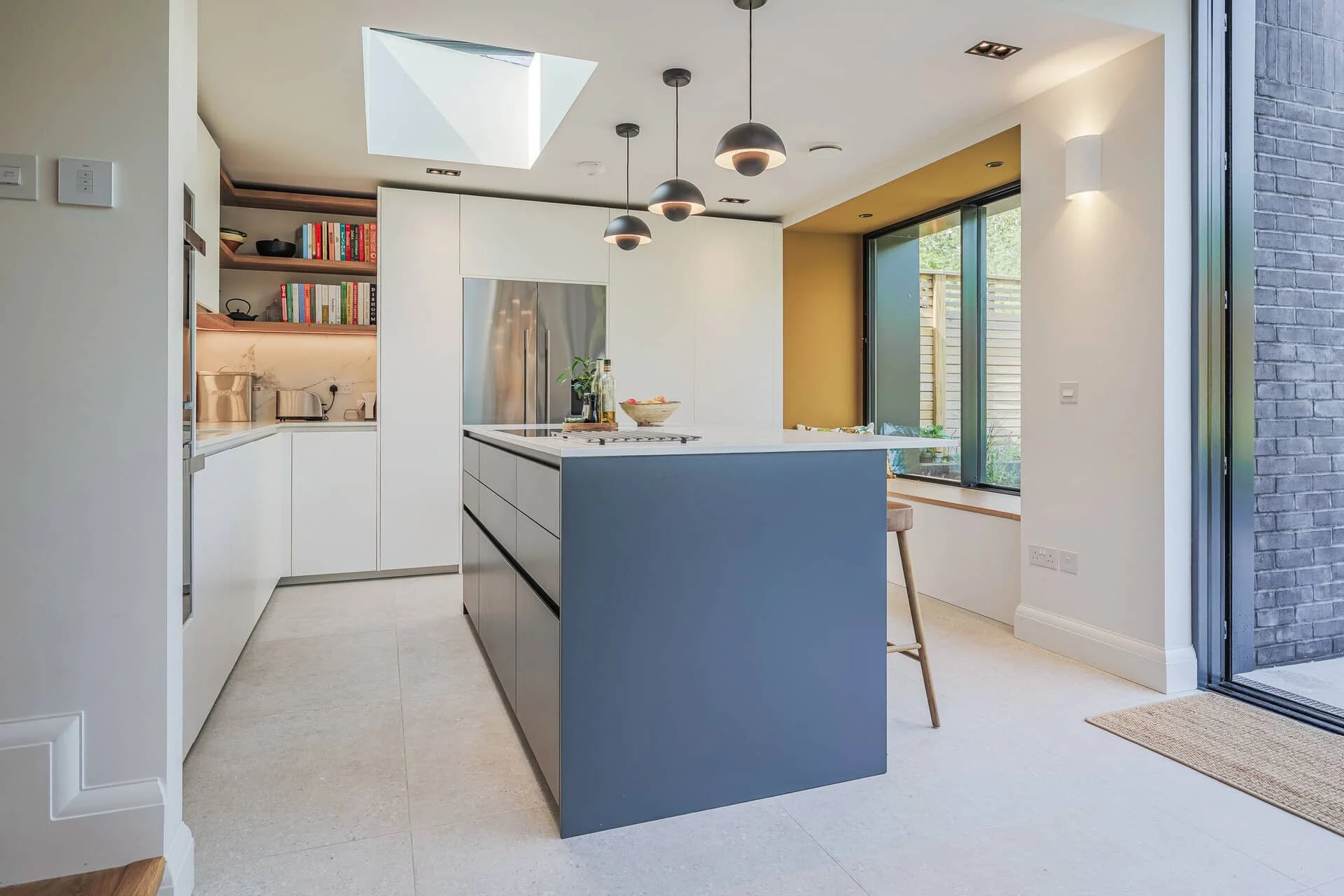 Puccini_kitchens_blue and white_P2228900.jpg