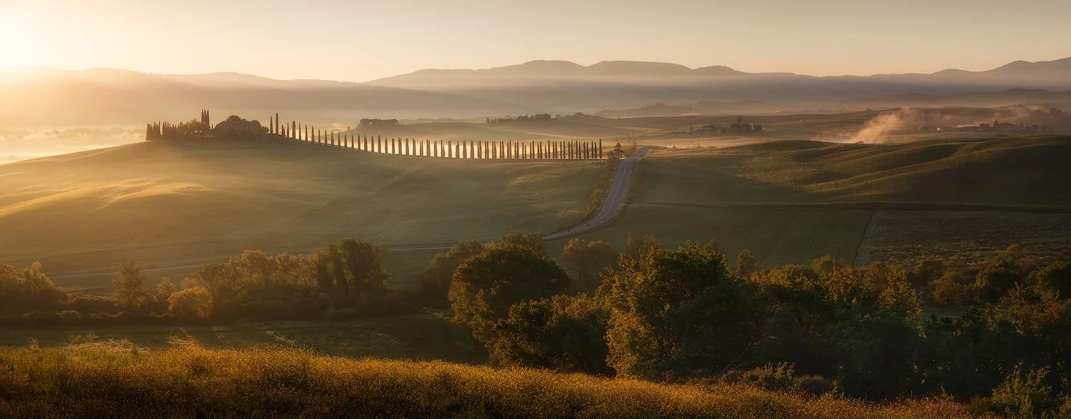 tuscany photography workshop andrea livieri podere poggio covili during the sunrise