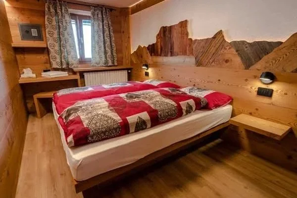 dolomites workshop rifugio lagazuoi rooms