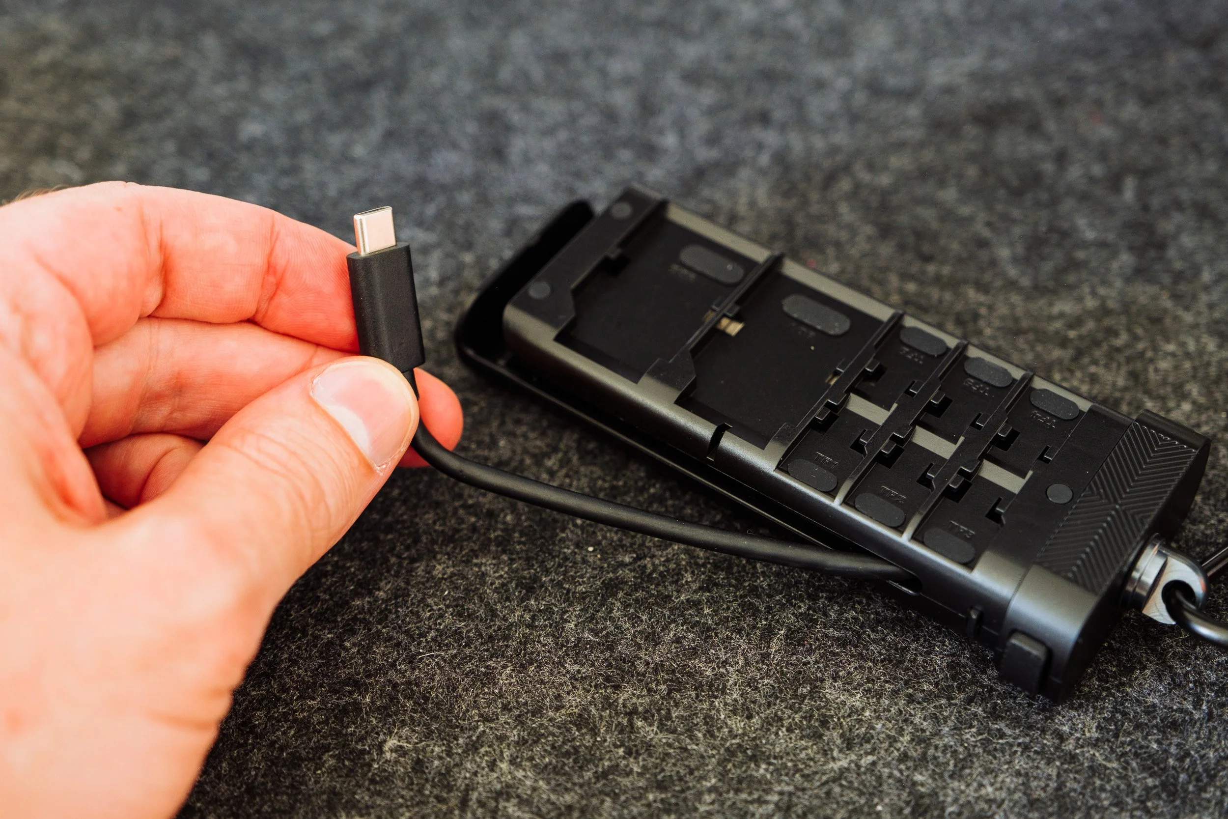 freewell pro card reader usb-c cable