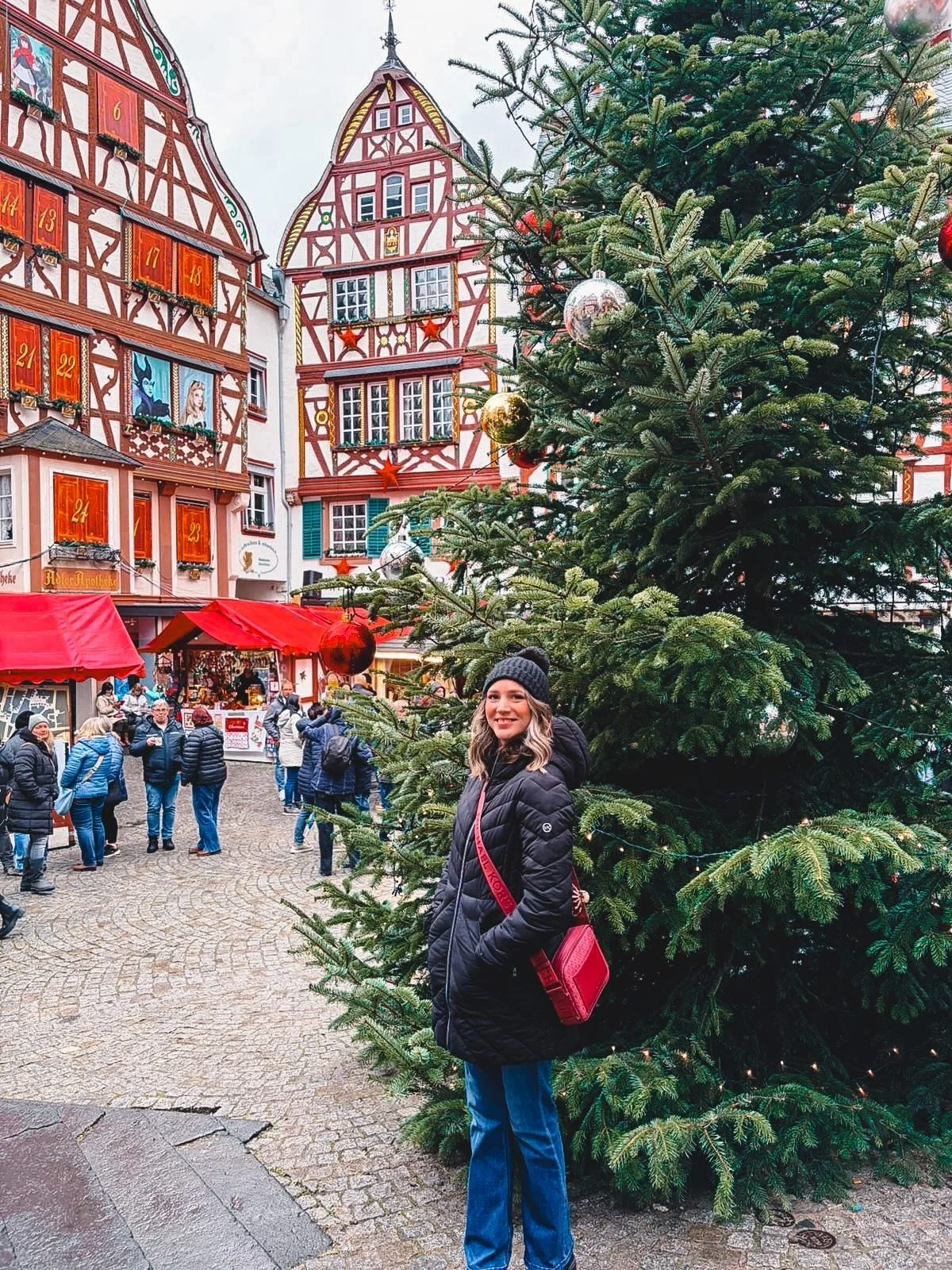 Biz owner by day, Christmas market girly by night. In my humble expat opinion, this is the BEST time to visit 😍

Happy cozy season from my little German winter wonderland 💝🎄Grateful doesn&rsquo;t even begin to cover it 🫶

What&rsquo;s your fave h