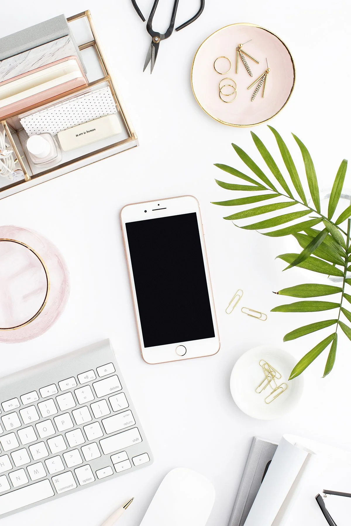 phone on feminine desktop