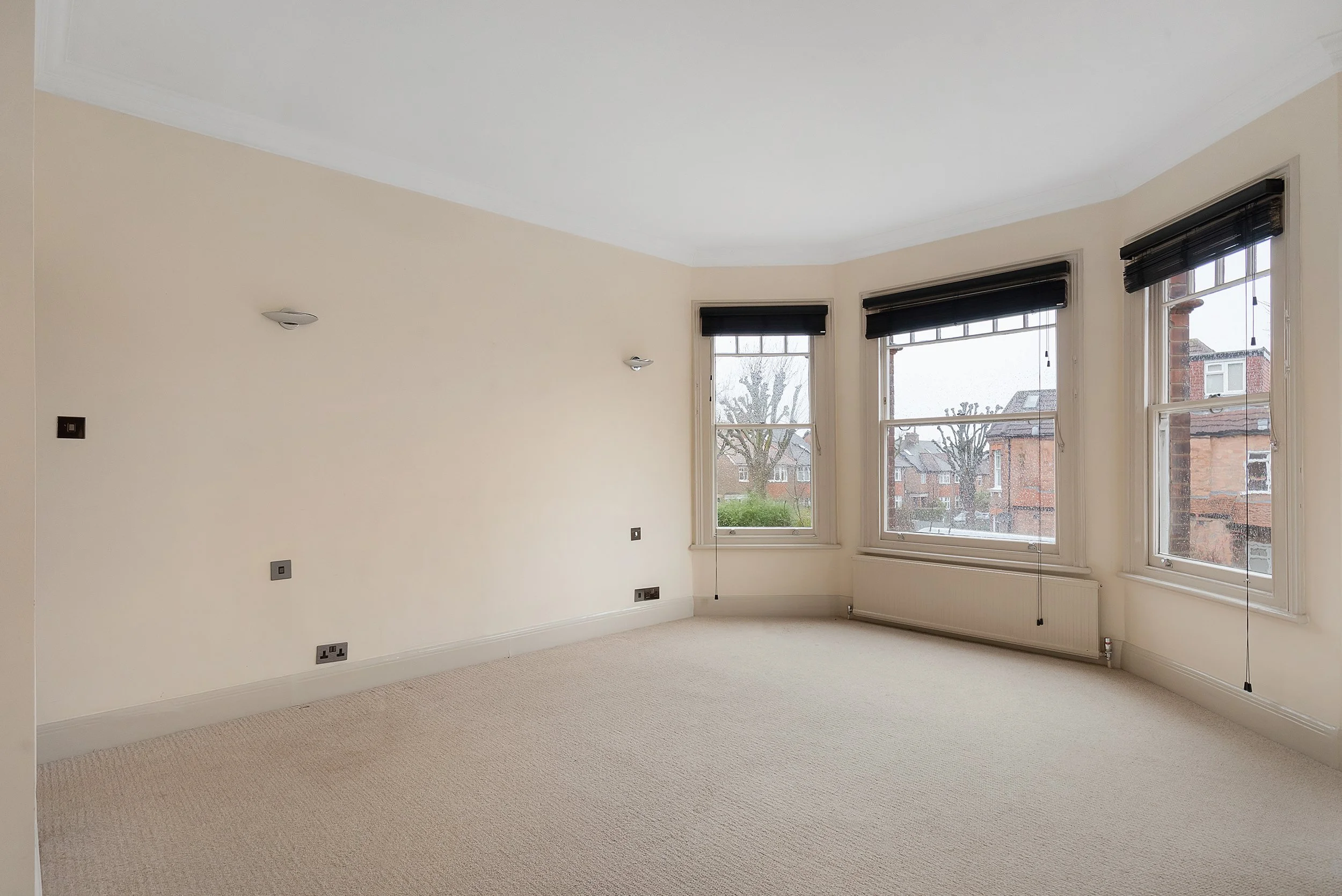 9O2A4619_MASTER BEDROOM.jpg