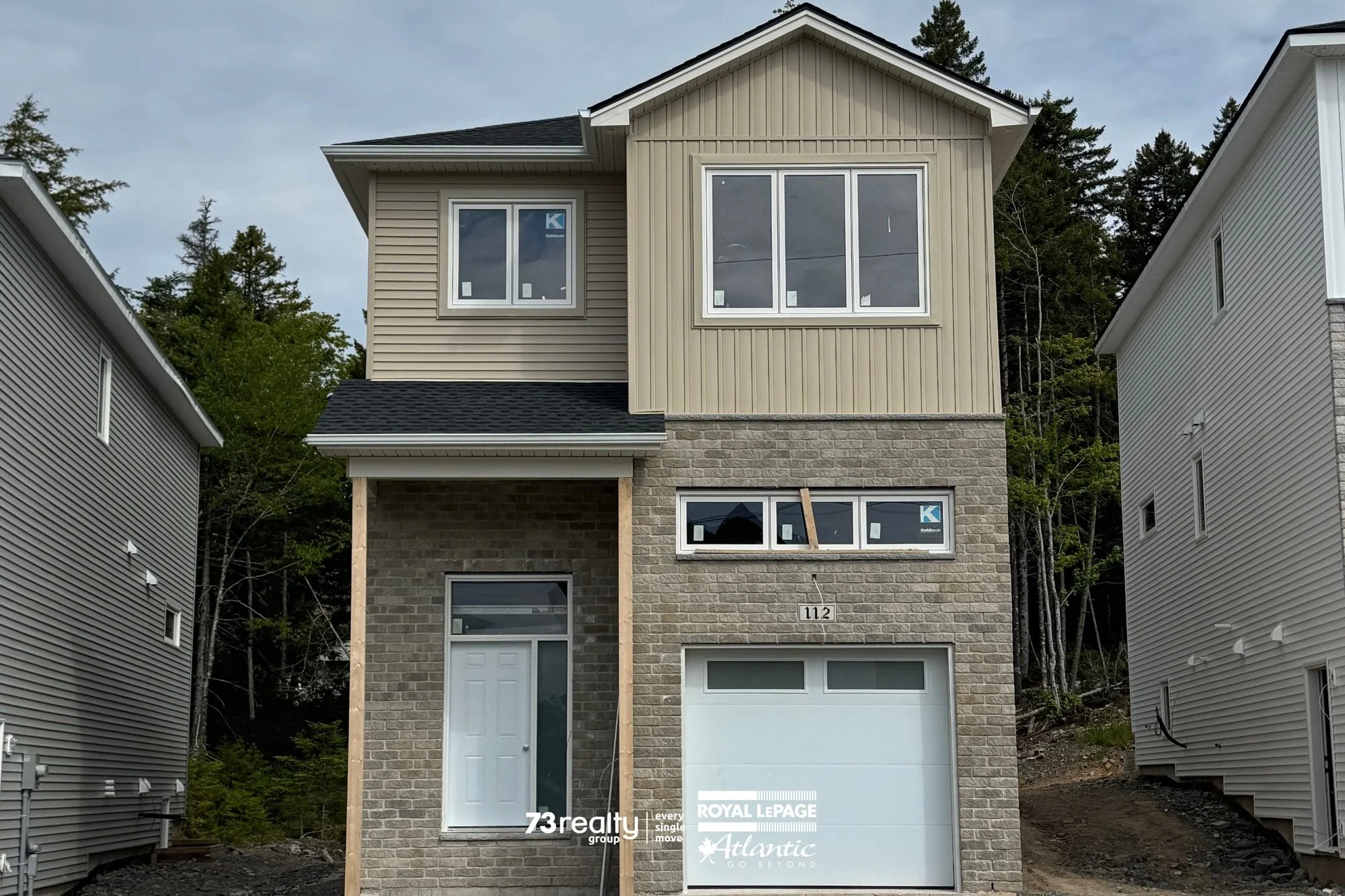 New listing 🍃 

Cul-de-sac charm meets functional elegance in this stunning 4-bedroom Shaughnessy-built home. 

With 3 bedrooms upstairs and 1 on the lower level, there&rsquo;s plenty of space for everyone. 

Step into the welcoming foyer with a con