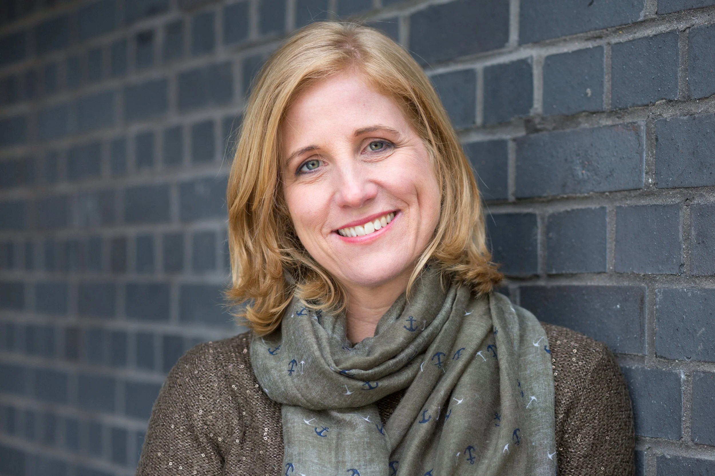 Annie Legge portrait photo