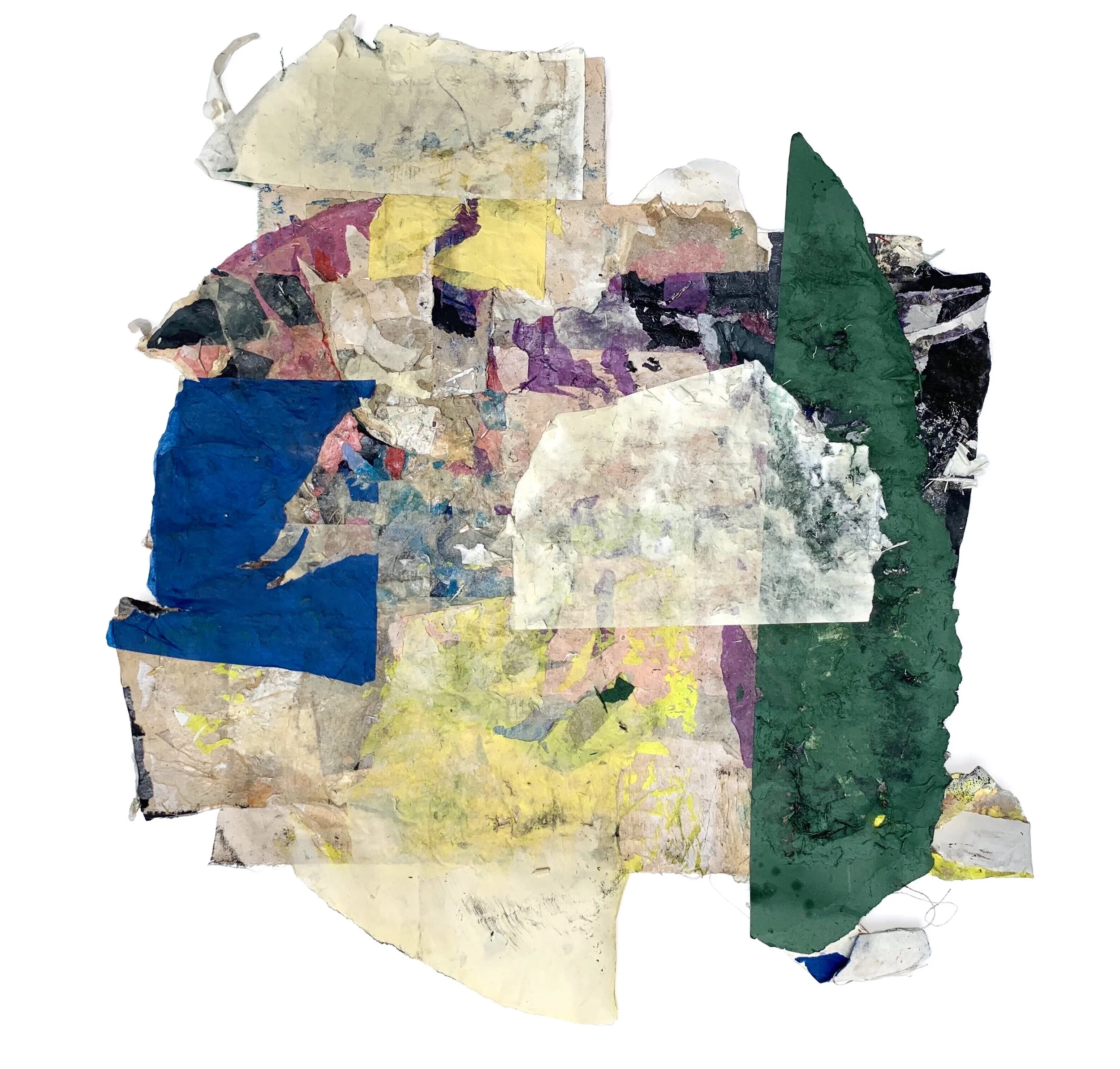 Perlas sobre el suelo enmoquetado,
32 x 29 inches,
Oil, acrylic, spray paint, linseed oil, paper, canvas cutouts, on canvas,
2021