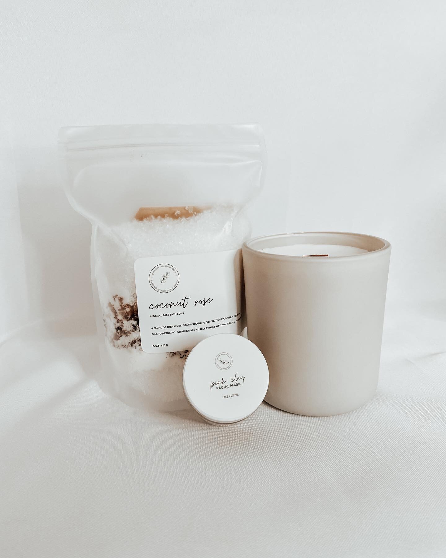 Self Care Kit 🌙
The perfect gift for someone special or save some money &amp; treat yourself! These kits are launching Thursday at 8pm and will be limited edition! Be sure to grab one to stock up for the holidays!

Kit Includes:
&bull; Coconut Rose 