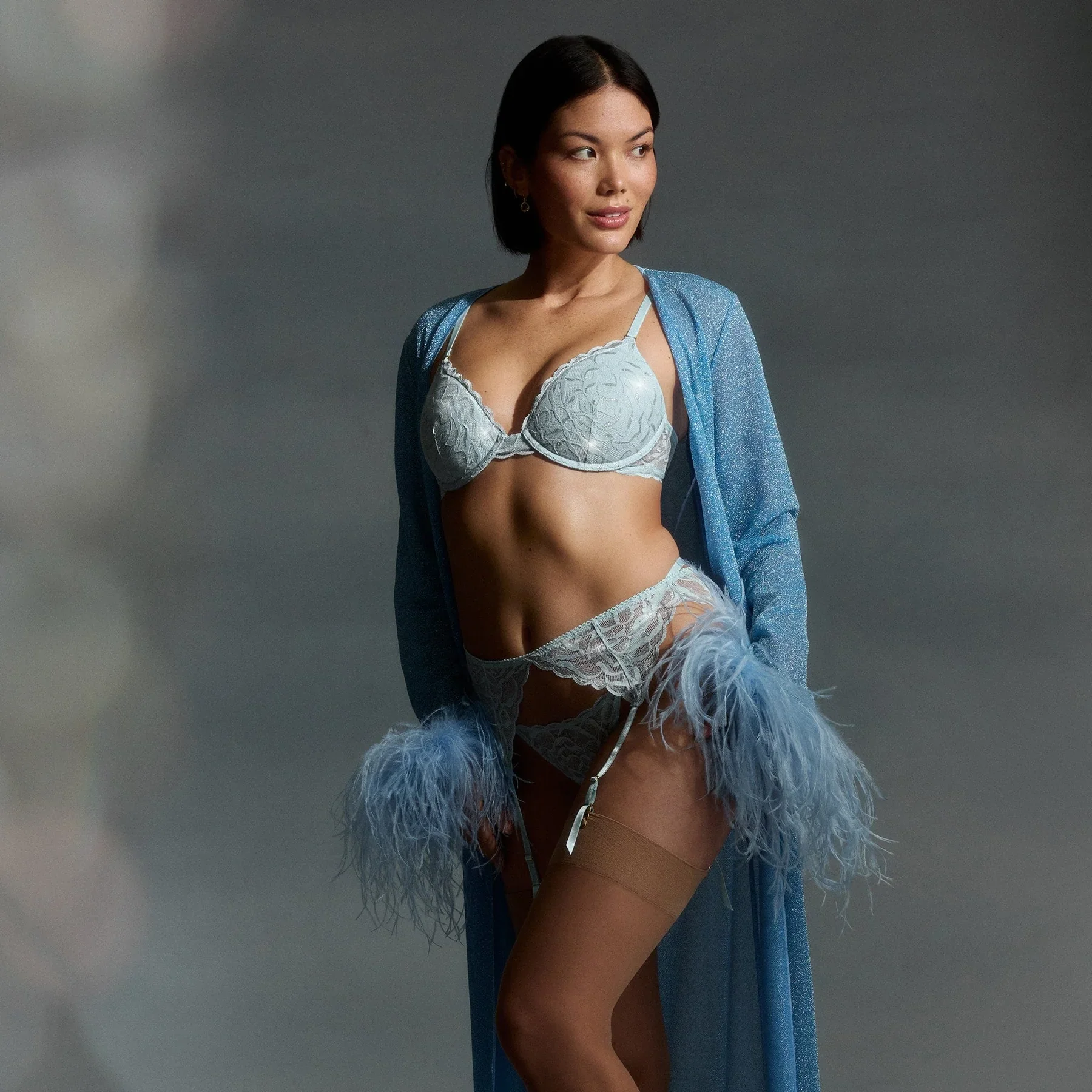 AOLLU_LST_GARTER_CRYSTAL_9.25_0197.webp