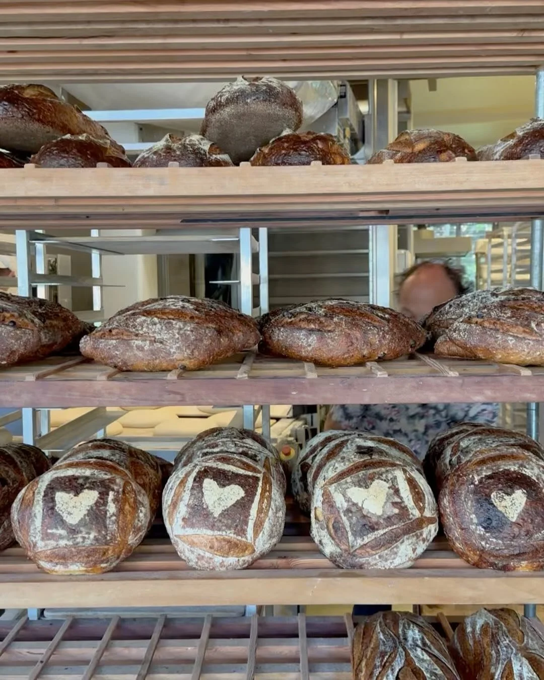 Thanksgiving this Thursday 🧡
We will be making Cranberry Pecan loaves and serving espresso coffee to celebrate Thanksgiving 🧡