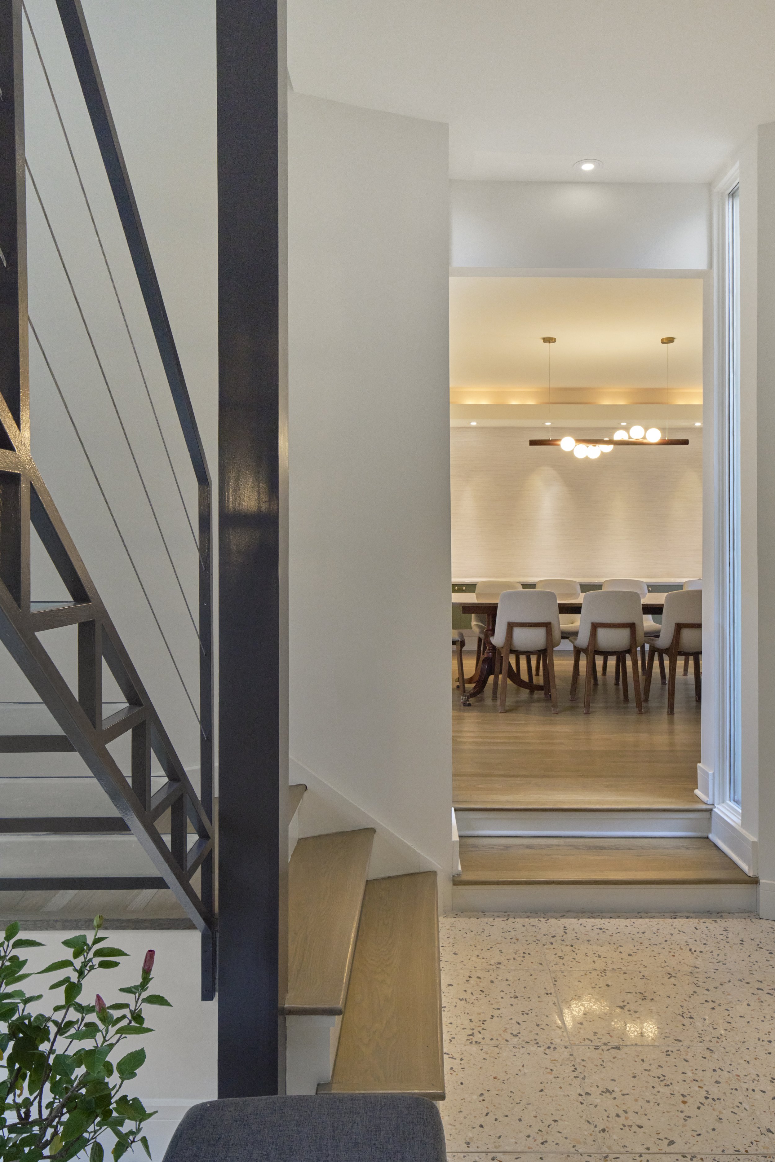 foyer to dining.jpeg