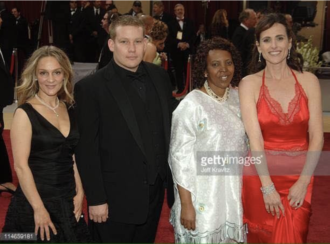 Norah at the Oscars in 2006 Source- Getty Images .png