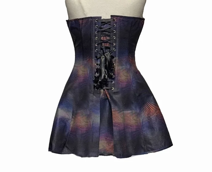 clearancewavydressback.jpg