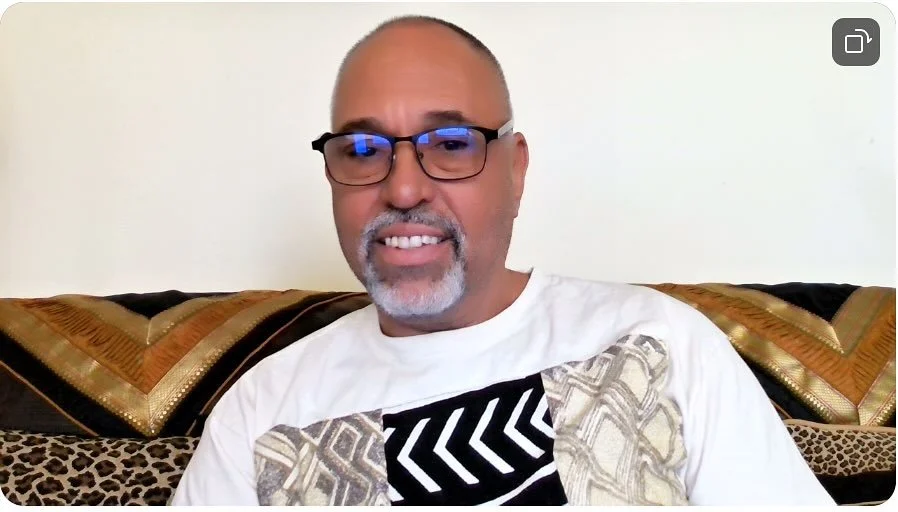 Is your body talking to you? 
As a somatically-oriented therapist, Michael Campbell, LMSW, pays attention to what his clients&rsquo; bodies are telling them.

Do you carry tension in your shoulders? Have frequent upset stomach? Headaches? Your body i