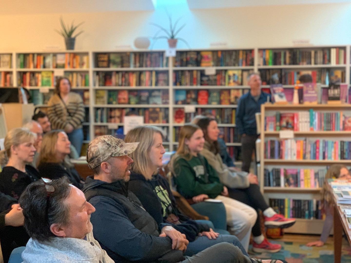 Are you a storyteller? Poet? Singer? Looking for an open mic to practice a new comedy routine? 🎤 Big Hill Books&rsquo; open mic is coming up on Saturday the 18th. We had such a fantastic turn out last month with singing groups, local authors, and ev