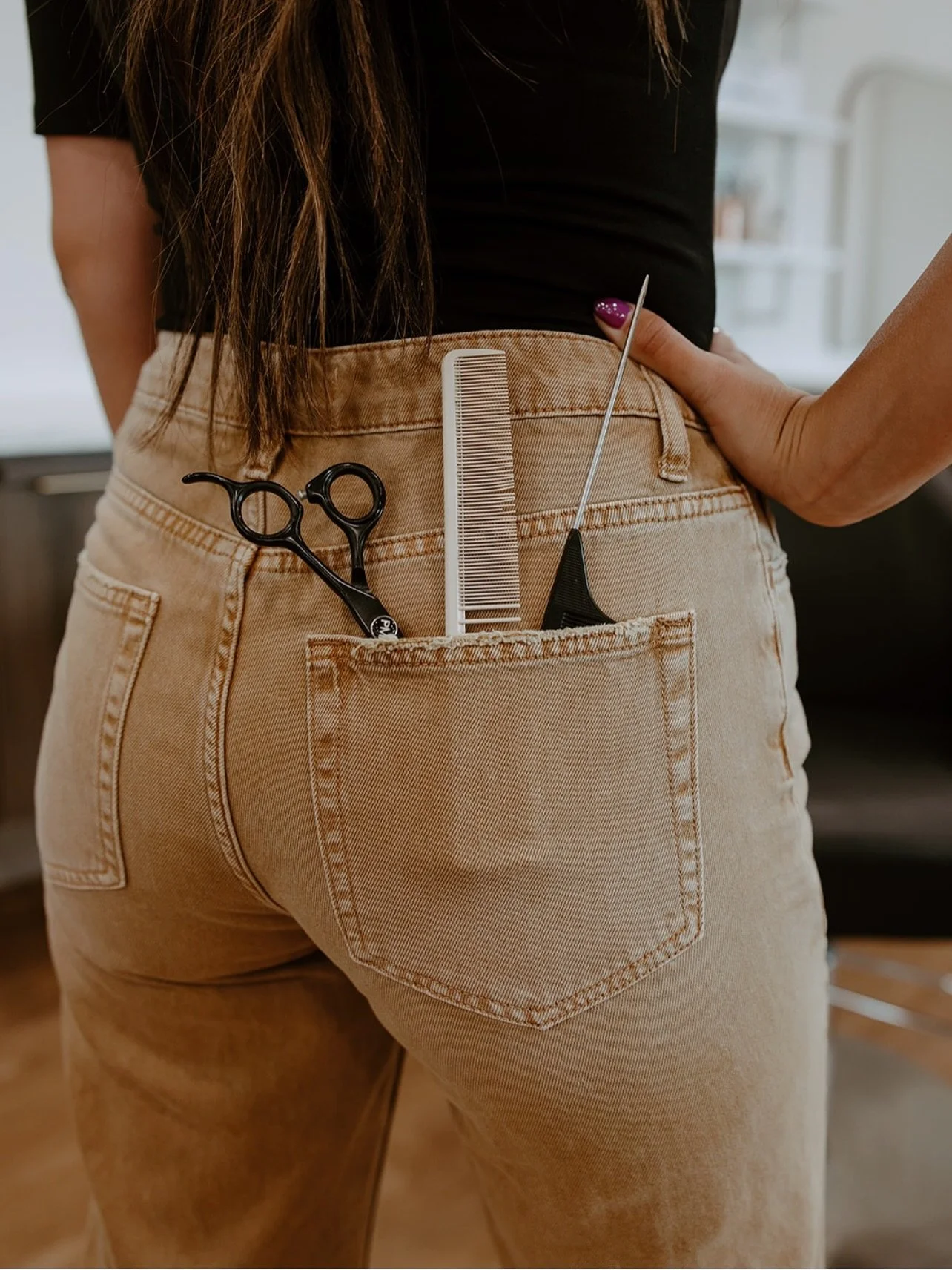 Come for the hair. Stay for the people. Come see what Small Town Luxury is all about ✨

#SmallTownLuxury #BespokeBeautyCollective #RexburgSalon