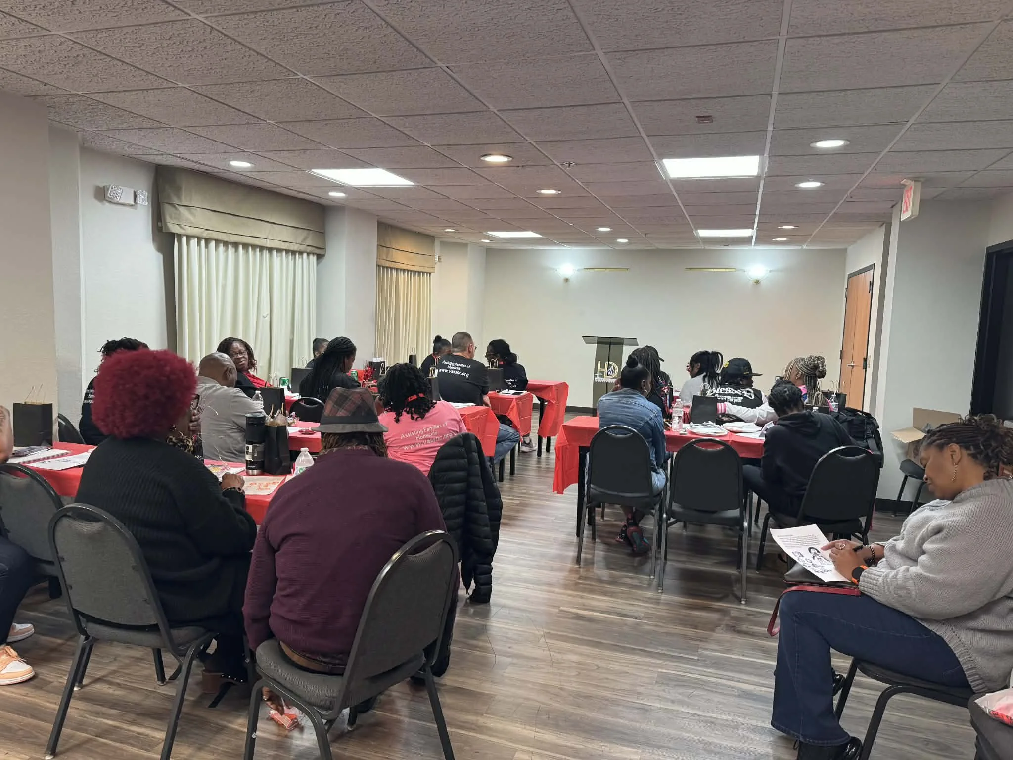 99bc30b4-854f-43c9-8bcb-7dc0b0c9d61b.jfif