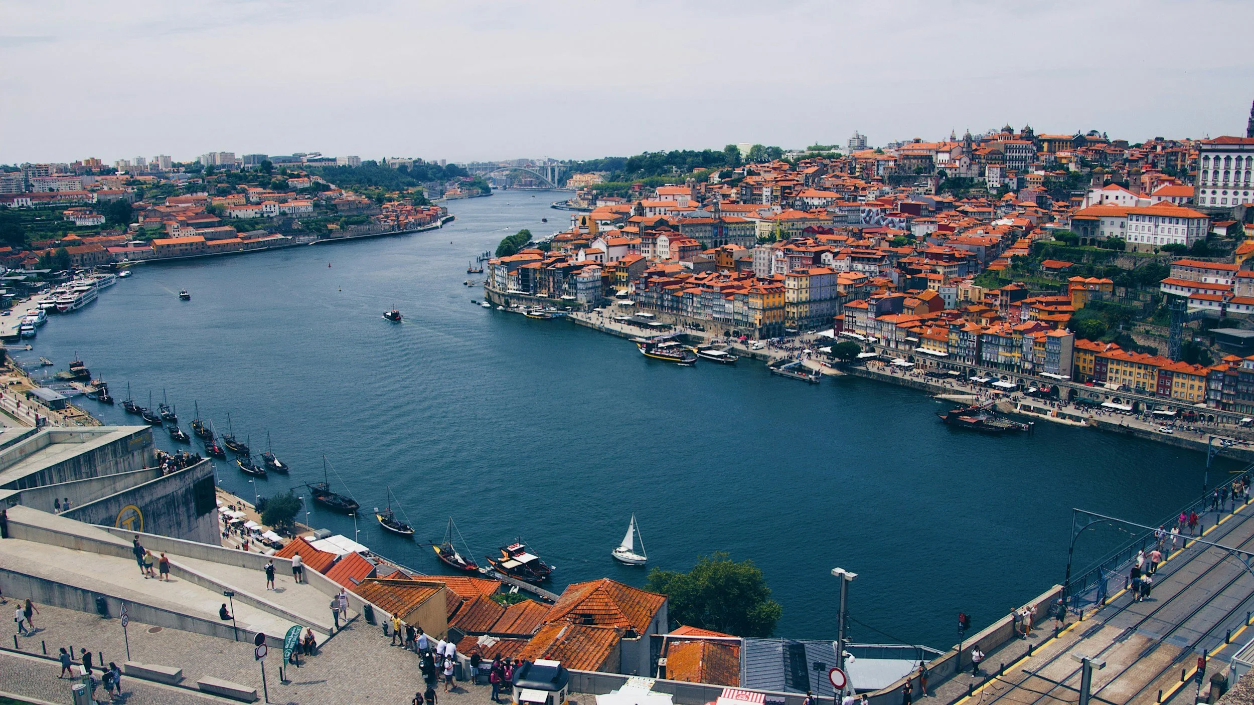 unsplash-image-9fmxucN2EwA.jpg