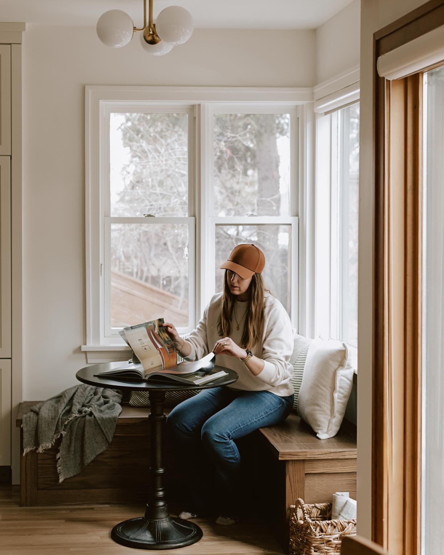 Going to pretend I&rsquo;m sitting in this sweet little nook casually looking at design books instead of nervously watching @edmontonoilers and wondering how I&rsquo;ll possibly stay up past 10pm on a Sunday to watch the full game&hellip;

Project: #
