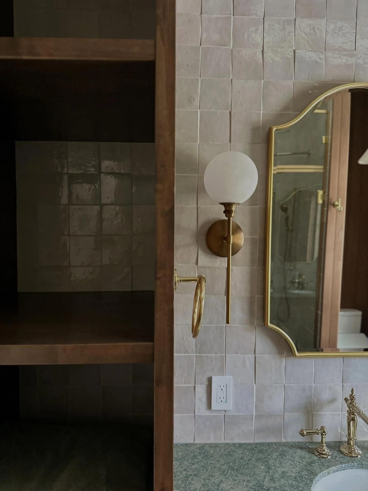 First few looks of our renovation project in the Bow Valley! 

A full primary suite was added on the second floor, and the ensuite exudes warmth, natural materials, and an elevated sense of place.

While we don&rsquo;t professionally shoot every proj