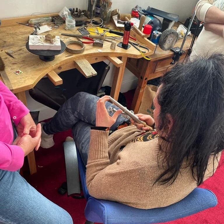 Finished our first make your own silver ring class with the amazing Diana and Gail. 🥰