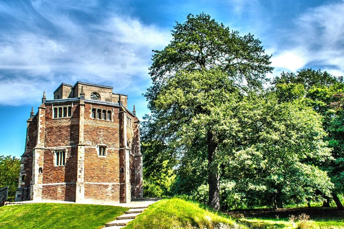 Kings Lynn Town Guides he Walks 2.jpg