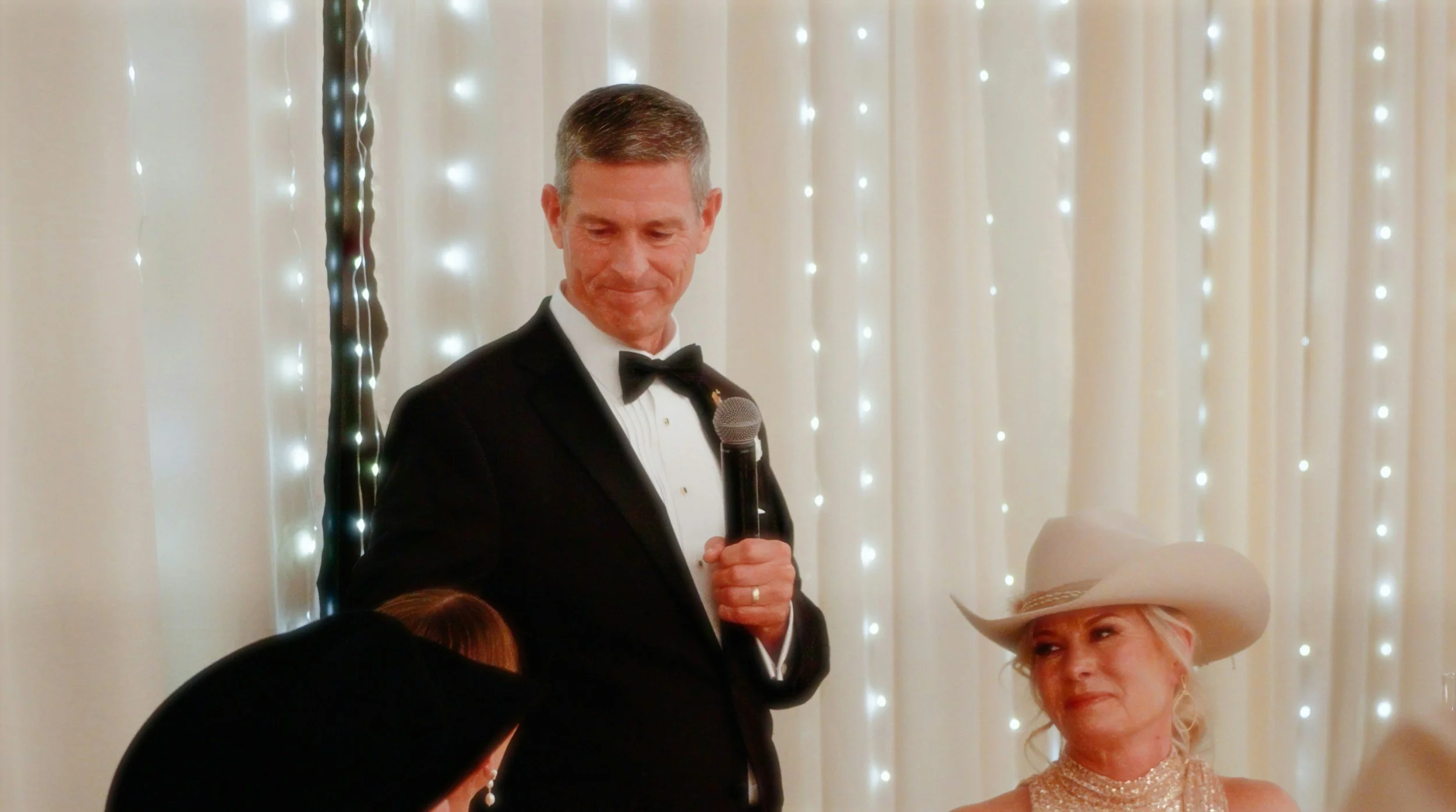 Microphone ready for the father of the bride wedding speech during the reception toast.