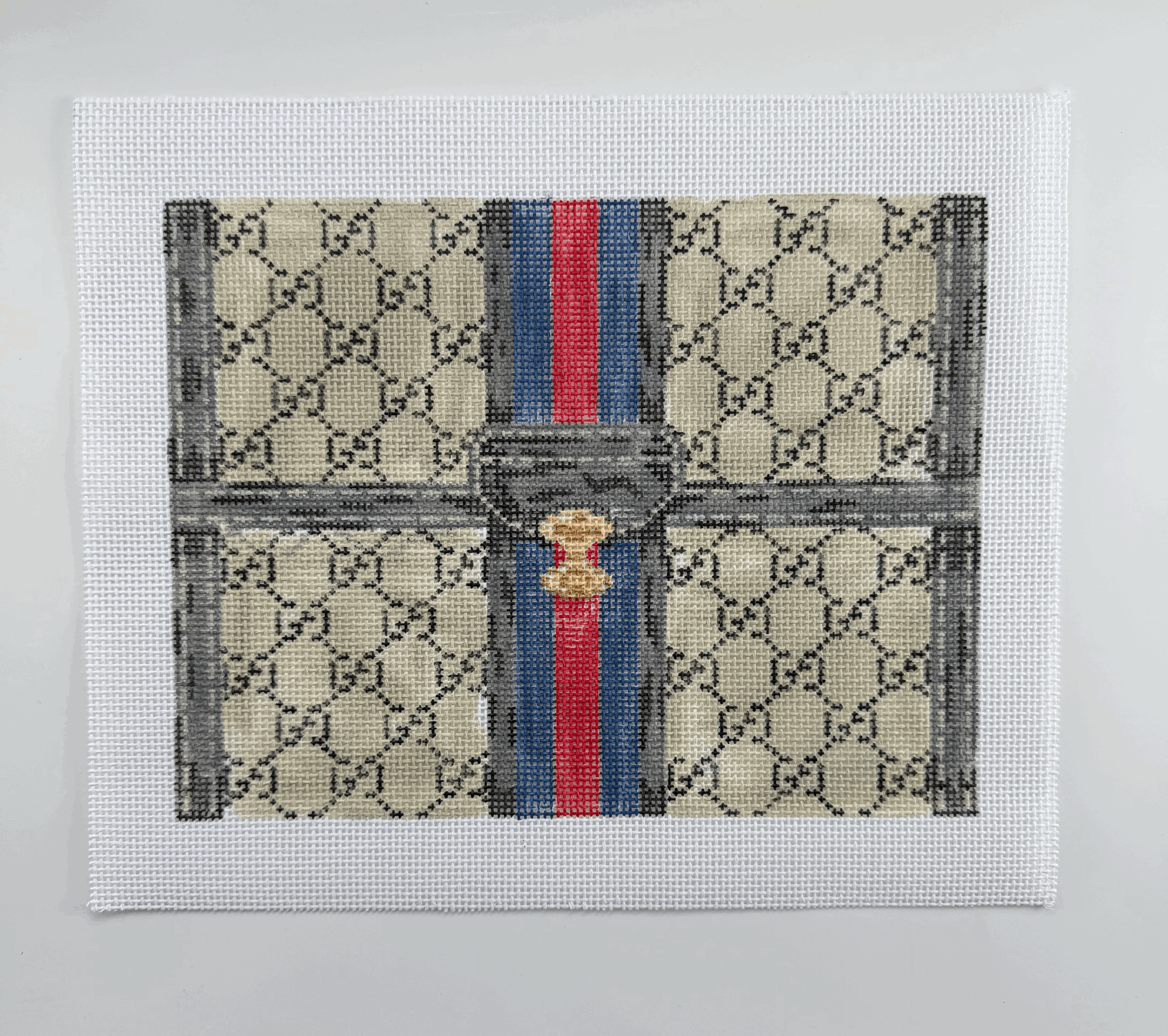 Goochi Clutch w Gold Clasp *NEW*