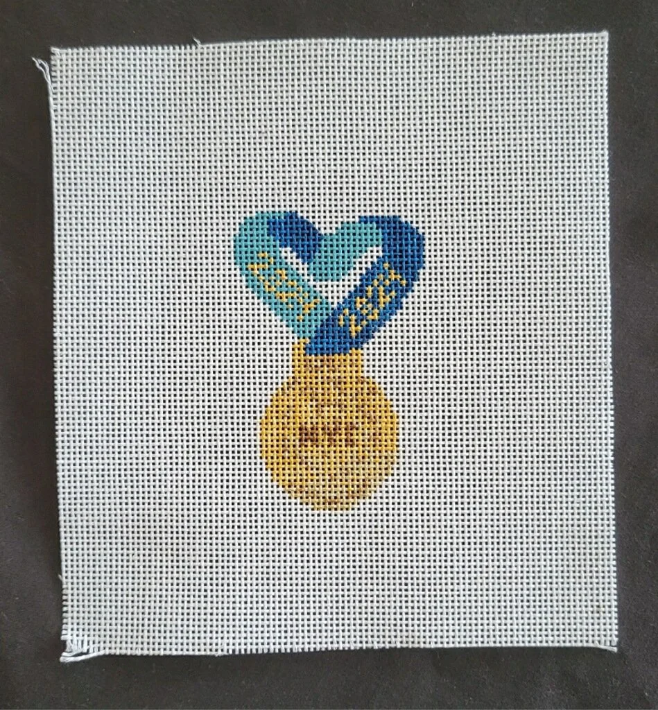 New! NYC Marathon Medal w ❤️ ribbon