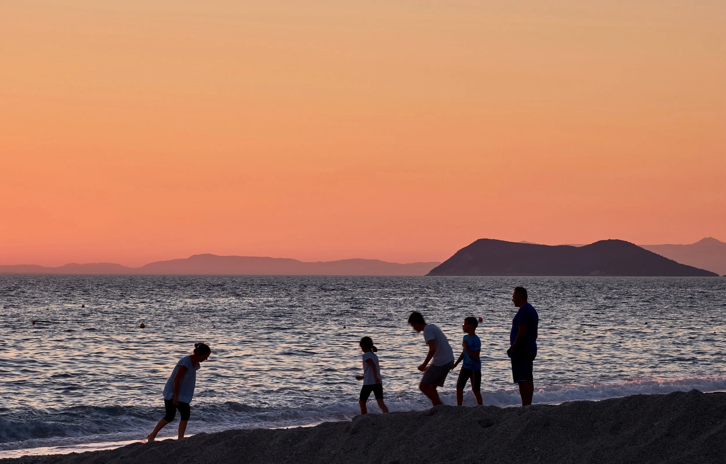 Planning Your Family Thanksgiving Trip: What Actually Works