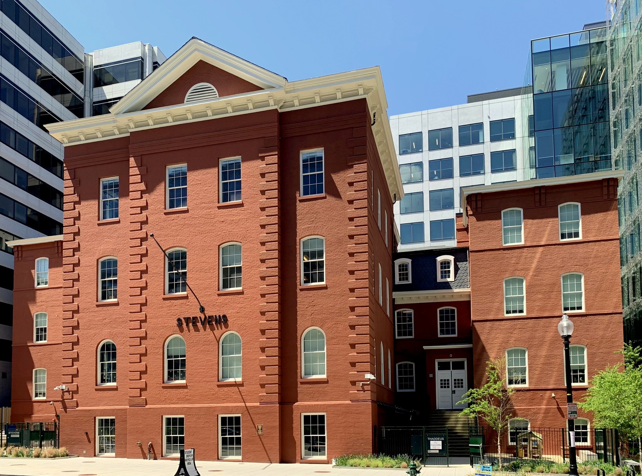 Thaddeus_Stevens_School_-_Washington,_D.C.jpg