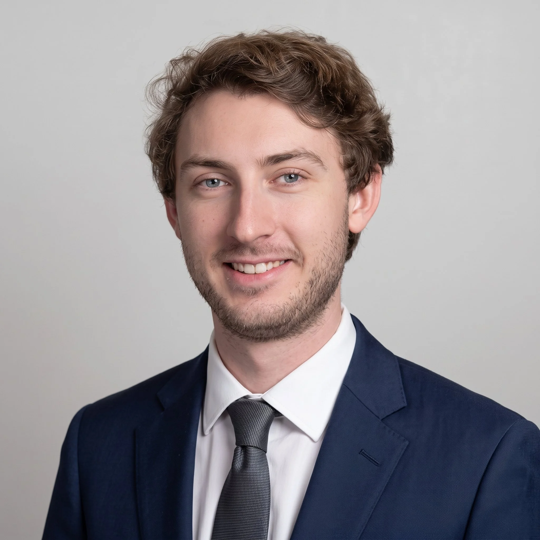 Luke Lewis Headshot